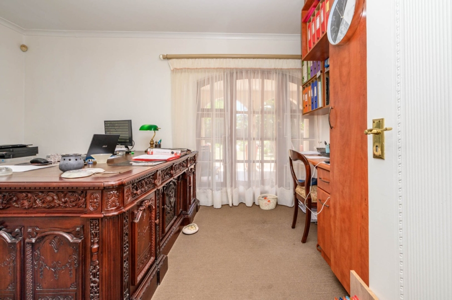 4 Bedroom Property for Sale in Walmer Eastern Cape